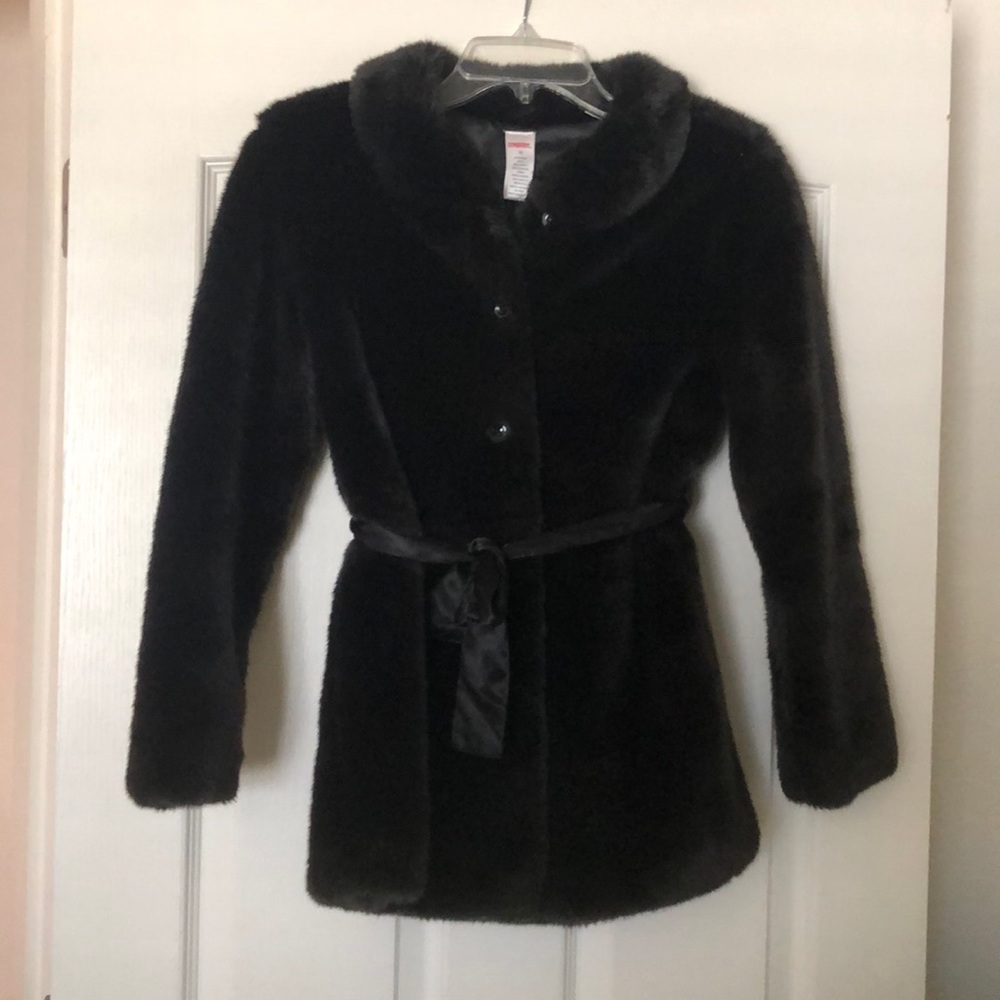 Black Gymboree faux fur coat. Size 12